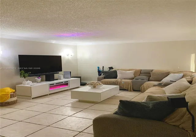 Homes for sale in Davie, FL | 6611 Sw 41st Pl #48, Davie, FL 33314 | MLS# A11988301