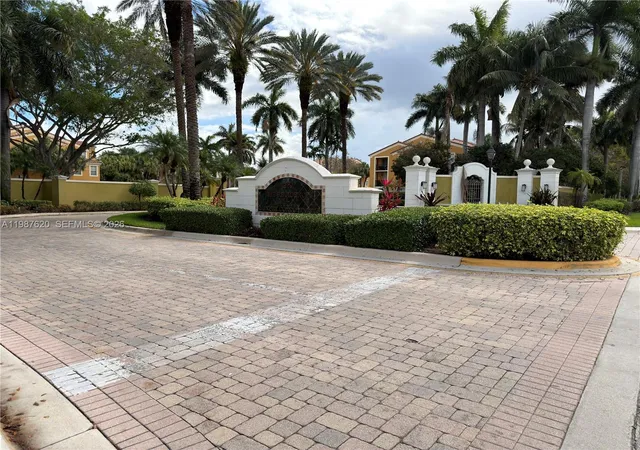 Homes for sale in Miramar, FL | 2351 W Preserve Wy #104, Miramar, FL 33025 | MLS# A11987620