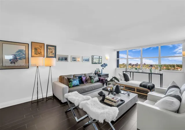 4th image of 1400 S Ocean Dr #804, Hollywood, FL 33019 | MLS# A11988437