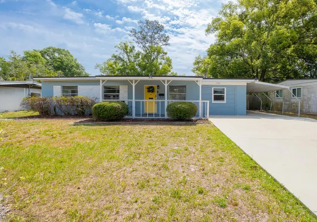 Photo 1 of Single family home for sale at 1763 Lawson Rd, Jacksonville, FL 32246 | MLS# B26006276 | Listing updated on 2026-09-23