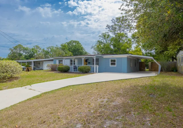 Photo 3 of Single family home for sale at 1763 Lawson Rd, Jacksonville, FL 32246 | MLS# B26006276 | Listing updated on 2026-09-23