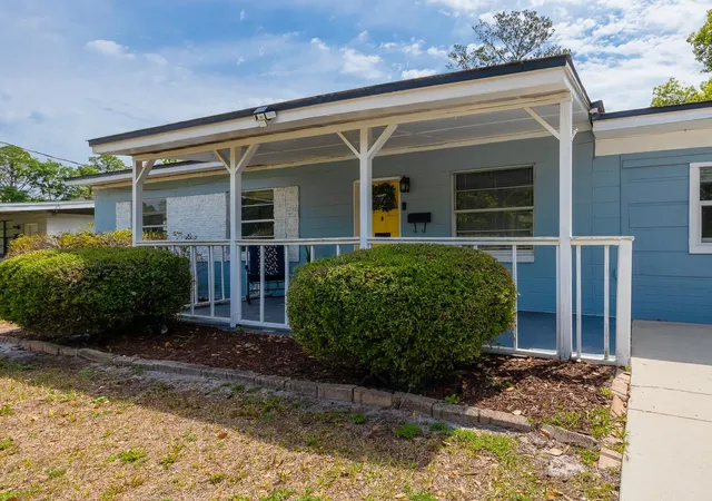 Photo 4 of Single family home for sale at 1763 Lawson Rd, Jacksonville, FL 32246 | MLS# B26006276 | Listing updated on 2026-09-23