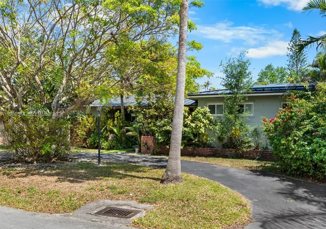 4th image of 6005 Sw 64Th Pl, South Miami, FL 33143 | MLS# A11988574