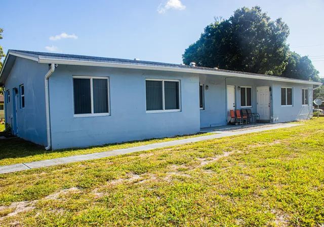 2nd image of 2710 Nw 24th Ave #1-2, Oakland Park, FL 33311 | MLS# B26006407