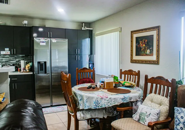 2nd image of 2710 Nw 24Th Ave, Oakland Park, FL 33311