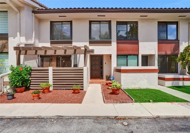 21st image of 16465 Ne 26th Ave #18, North Miami Beach, FL 33160 | MLS# A11988870