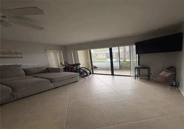 2nd image of 718 Sunny Pine Wy #D1, Greenacres, FL 33415 | MLS# A11988919