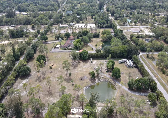 3rd image of 161 Tern Cir N, Loxahatchee Groves, FL 33470 | MLS# B26006477