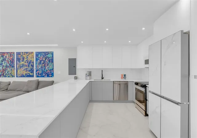 4th image of 20441 Ne 30Th Ave, Aventura, FL 33180