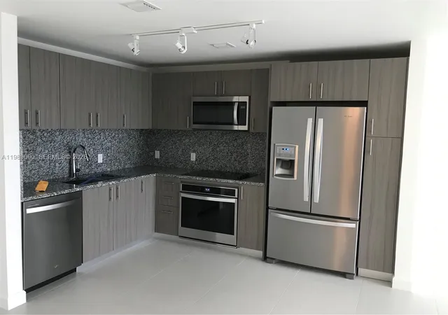 4th image of 5350 Nw 84Th Ave #1814, Doral, FL 33166 | MLS# A11989090