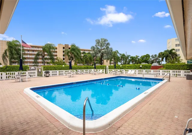 2nd image of 101 Se 3Rd Ave, Dania, FL 33004