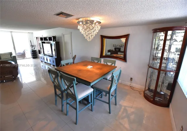 3rd image of 3800 Oaks Clubhouse Dr, Pompano Beach, FL 33069