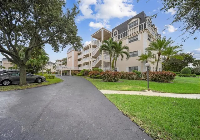 2nd image of 3475 Broken Woods Dr, Coral Springs, FL 33065