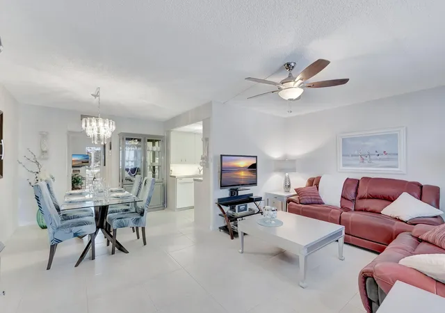 Homes for sale in Deerfield Beach, FL | 2051 Cambridge C, Deerfield Beach, FL 33442 | MLS# B26006947