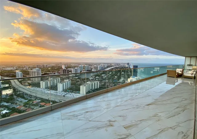 2nd image of 18975 Collins Ave #5105, Sunny Isles Beach, FL 33160 | MLS# A11989753