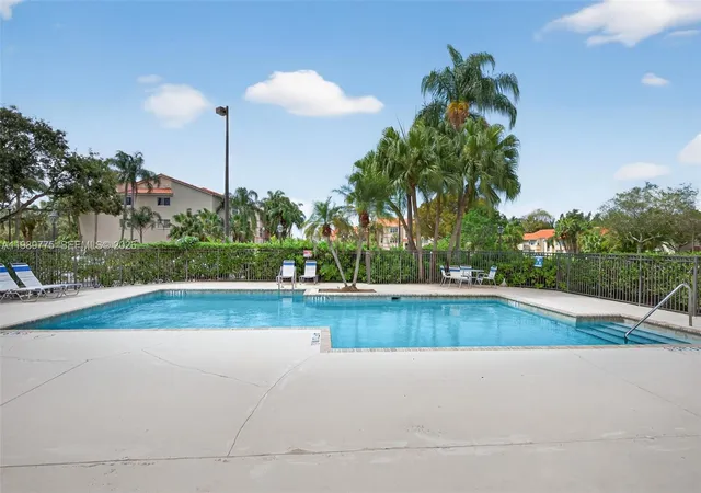 14th image of 3390 N Pinewalk Dr #N 1026, Margate, FL 33063 | MLS# A11989775