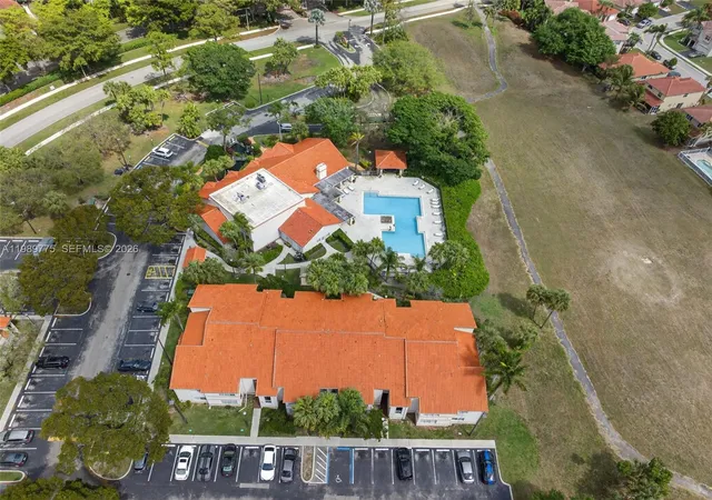 2nd image of 3390 N Pinewalk Dr #N 1026, Margate, FL 33063 | MLS# A11989775