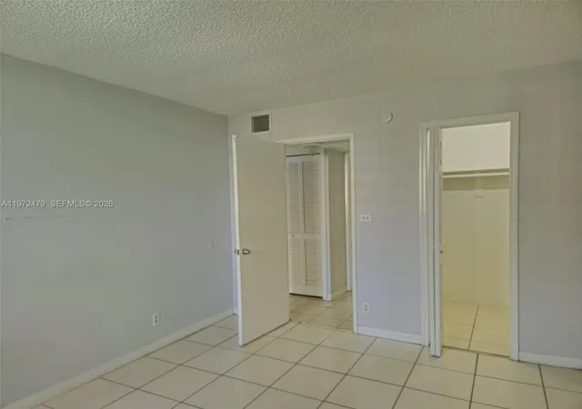 5th image of 4550 Nw 9Th St #704E, Miami, FL 33126 | MLS# A11972479
