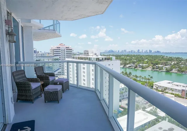 2nd image of 6515 Collins Ave #1709, Miami Beach, FL 33141 | MLS# A11989680