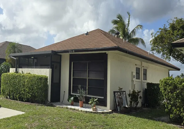 Photo 3 of Single family home for sale at 5255 Mendoza St, West Palm Beach, FL 33415 | MLS# B26007300 | Listing updated on 2026-09-23