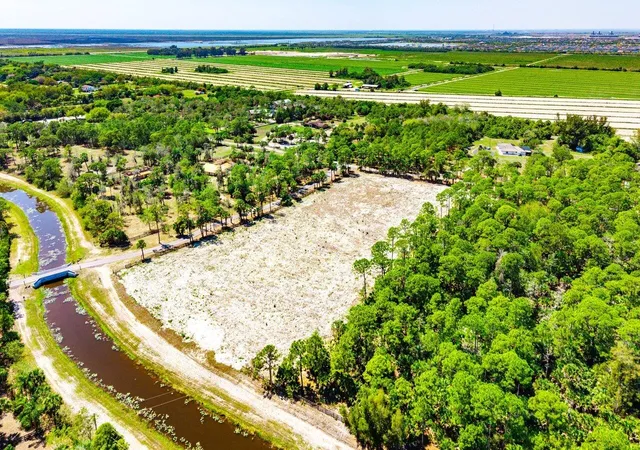 1st image of 1278 Arabian Dr, Loxahatchee, FL 33470 | MLS# B26006847