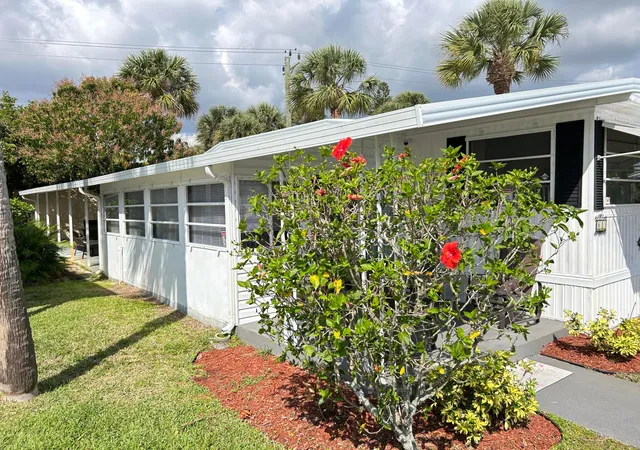 Homes for sale in Deerfield Beach, FL | 615 Alamanda Ln, Deerfield Beach, FL 33442 | MLS# B26007351