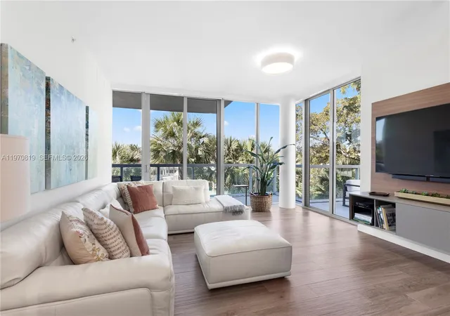 4th image of 9940 W Bay Harbor Dr #3GN, Bay Harbor Islands, FL 33154 | MLS# A11970819