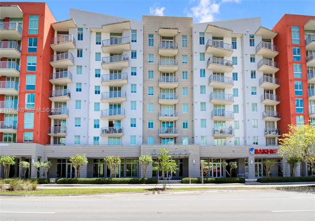 Homes for sale in Doral, FL | 7661 Nw 107th Ave #501, Doral, FL 33178 | MLS# A11990405