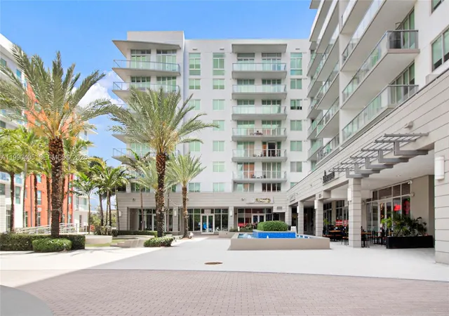 Homes for sale in Doral, FL | 7661 Nw 107Th Ave #501, Doral, FL 33178 | MLS# A11990405