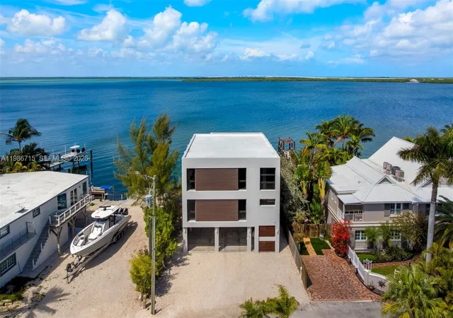3rd image of 21 Stillwright Wy, Key Largo, FL 33037 | MLS# A11986715