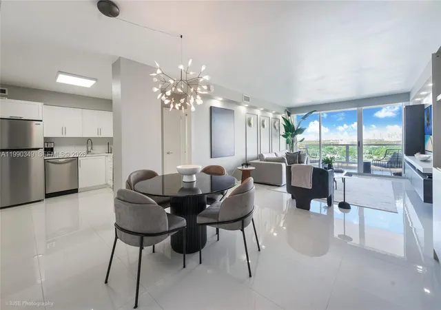4th image of 5161 Collins Ave #1508, Miami Beach, FL 33140 | MLS# A11990349