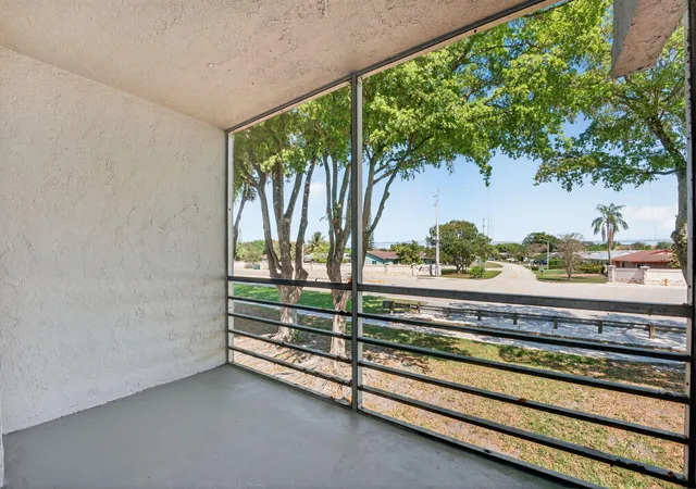 2nd image of 9081 Lime Bay Blvd, Tamarac, FL 33321