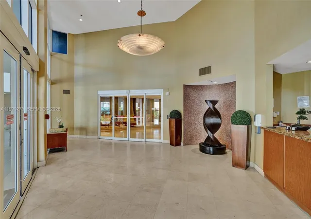 41st image of 6767 Collins Ave #304, Miami Beach, FL 33141 | MLS# A11990278