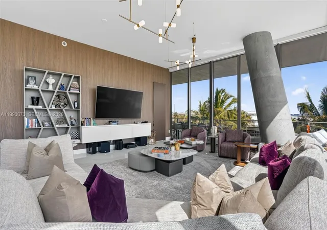 4th image of 2675 S Bayshore Dr #402S, Miami, FL 33133 | MLS# A11990673