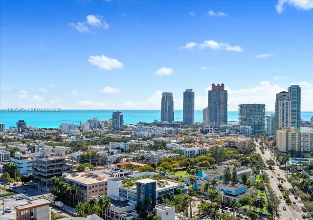 3rd image of 500 Alton Rd #2402, Miami Beach, FL 33139 | MLS# A11987245