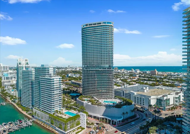 4th image of 500 Alton Rd #2402, Miami Beach, FL 33139 | MLS# A11987245