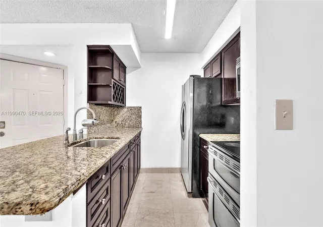 3rd image of 2796 S University Dr, Davie, FL 33328