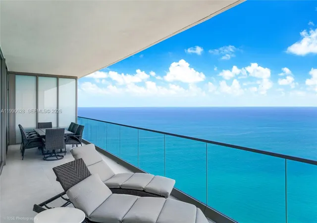 4th image of 18975 Collins Ave #5103, Sunny Isles Beach, FL 33160 | MLS# A11990628
