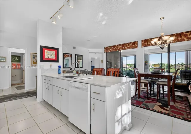 4th image of 8033 Aberdeen Dr, Boynton Beach, FL 33472