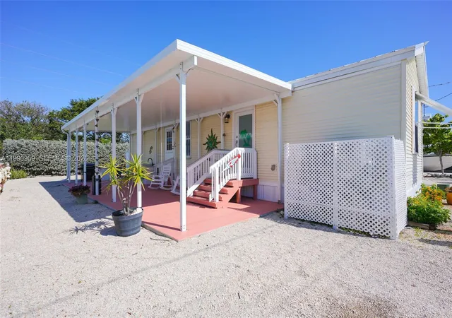 4th image of 112 Tweedy Pie Ter, Key Largo, FL 33037 | MLS# A11990959
