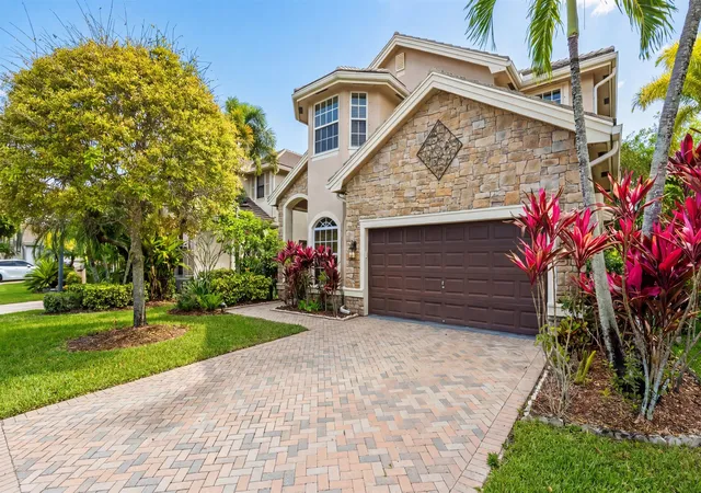 Photo 2 of Single family home for sale at 3580 Birague Dr, Wellington, FL 33449 | MLS# B26008132 | Listing updated on 2026-09-24