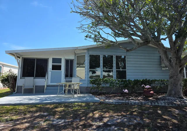 Homes for sale in Port Saint Lucie, FL | 3118 Columbrina Cir, Port Saint Lucie, FL 34952 | MLS# B26008172