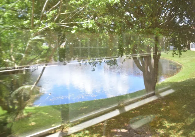 5th image of 9800 Sunrise Lakes Blvd, Sunrise, FL 33322
