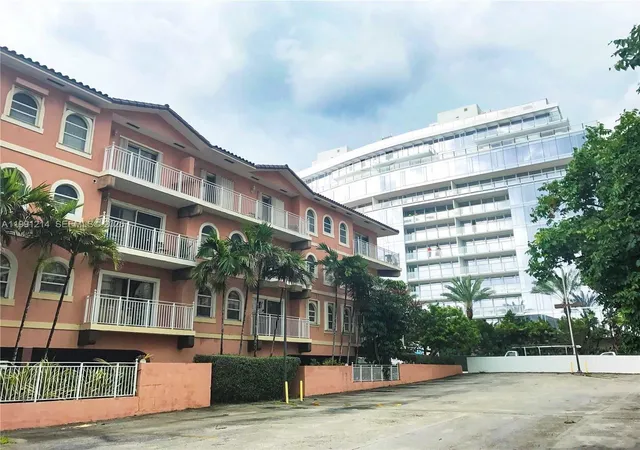 2nd image of 9008 Collins Ave, Miami Beach, FL 33154