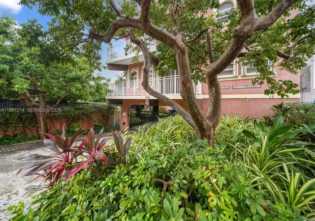 4th image of 9008 Collins Ave, Miami Beach, FL 33154