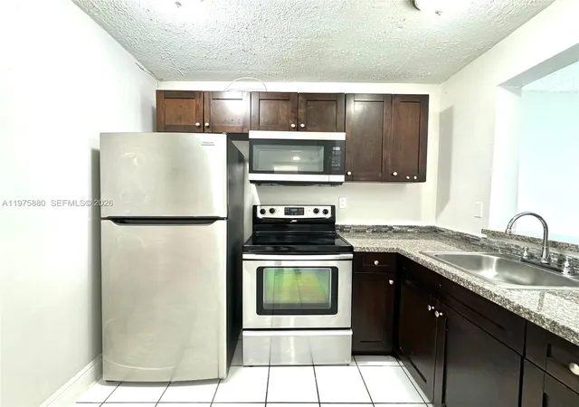 2nd image of 484 Nw 165Th St Rd #A411, Miami, FL 33169 | MLS# A11975880