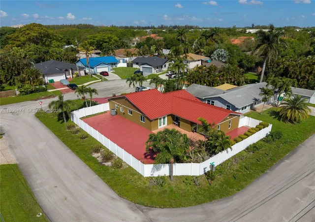 63rd image of 4548 Sw 28th Wy, Fort Lauderdale, FL 33312 | MLS# A11990174