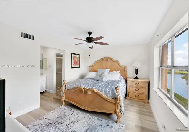 5th image of 9201 Sunrise Lakes Blvd #304, Sunrise, FL 33322 | MLS# A11990966