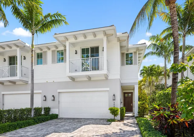 Photo 2 of Townhouse for sale at 444 Ne Wavecrest Way, Boca Raton, FL 33432 | MLS# B26008633 | Listing updated on 2026-09-23