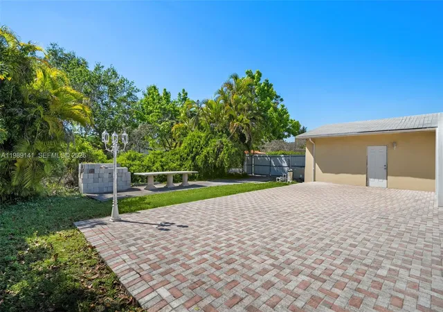 57th image of 7390 Sw 114th St, Pinecrest, FL 33156 | MLS# A11989141